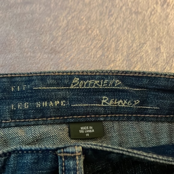 EUC Eddie Bauer Boyfriend Relaxed Jeans Dark Wash Size 14 - Picture 8 of 9